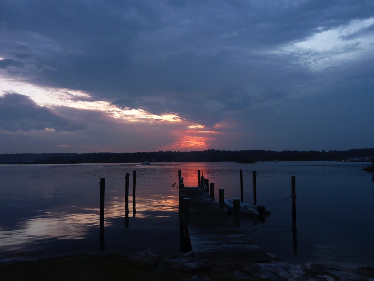 Incredible sunsets at mystic rental