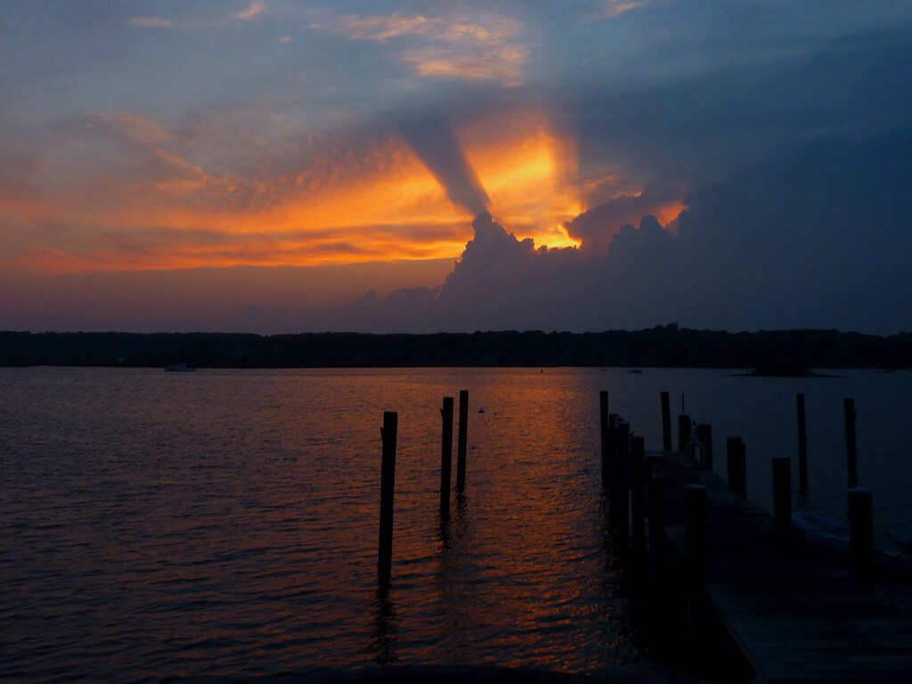 Incredible sunsets at mystic rental
